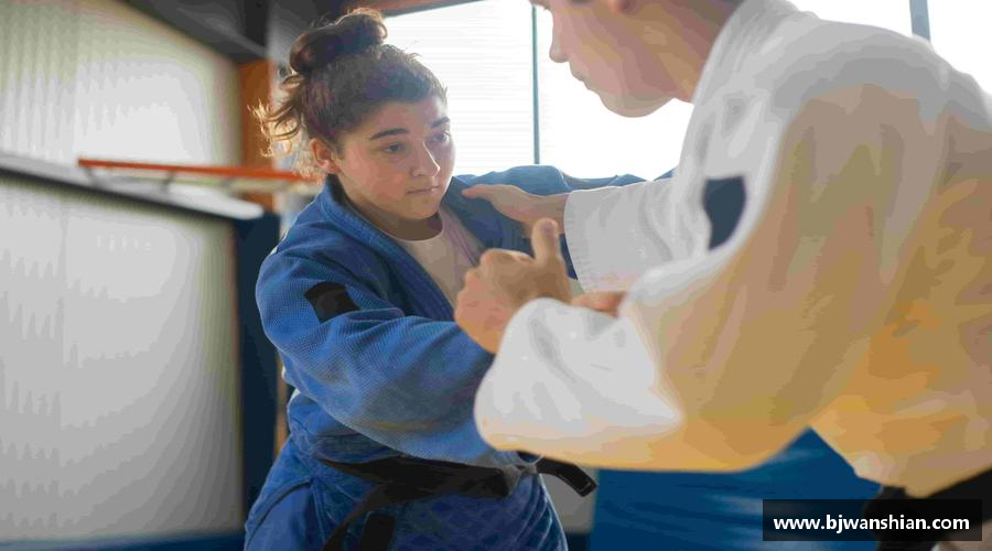 摩根综合体育官网超越极限，燃烧激情！